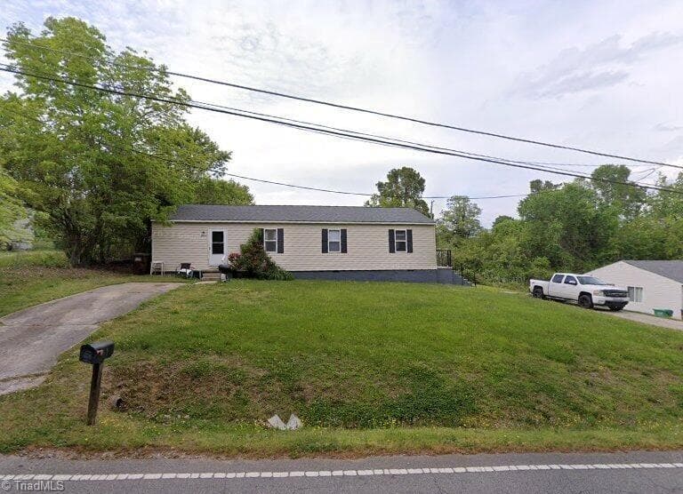 2715 Central Avenue, High Point NC 27260