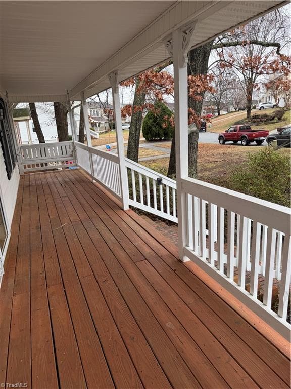 Stick/Site Built at 3226 Derby Circle, High Point NC 27265, photo 4 of 22