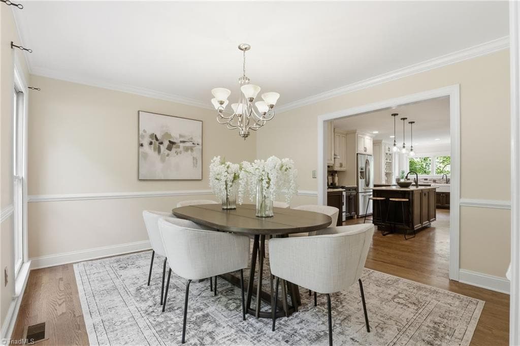 Light & airy Dining Room - 2027 Fairview Circle, Wilkesboro NC 28697, Wilkesboro