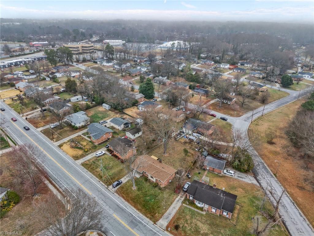 Stick/Site Built at 2311 Four Seasons Boulevard, Greensboro NC 27407, photo 36 of 41