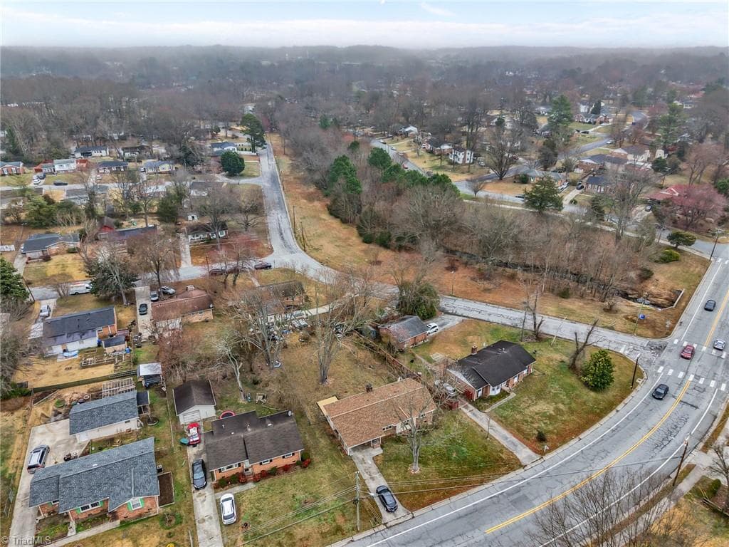 Stick/Site Built at 2311 Four Seasons Boulevard, Greensboro NC 27407, photo 35 of 41