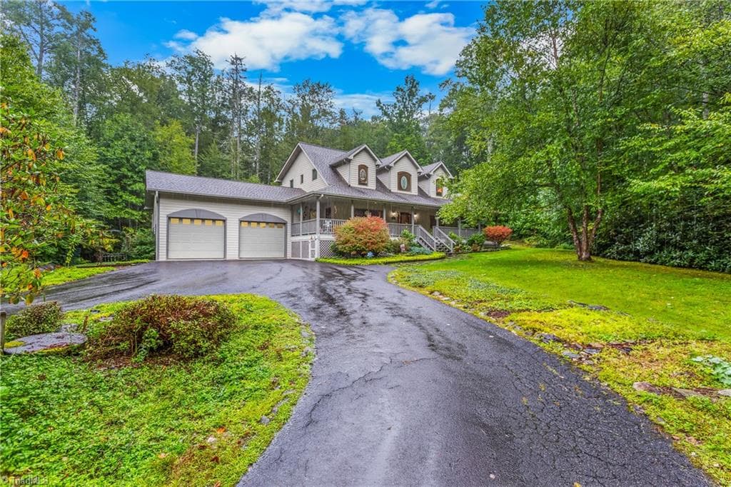 Stick/Site Built at 163 Old Hickory Lane, Linville NC 28646, photo 2 of 50