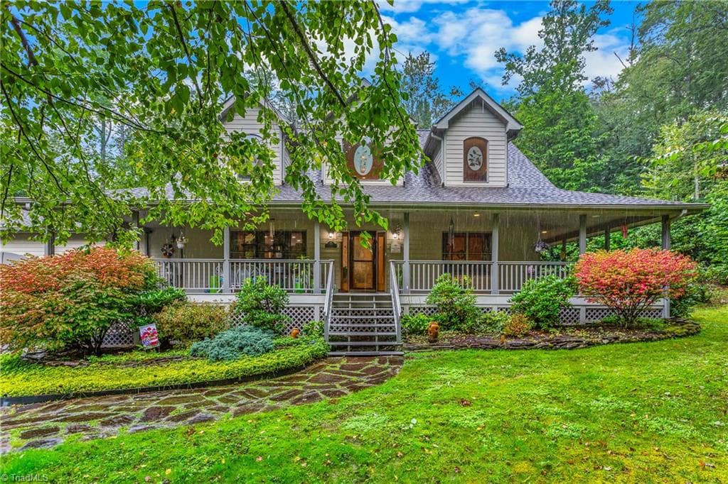 163 Old Hickory Lane, Linville NC 28646