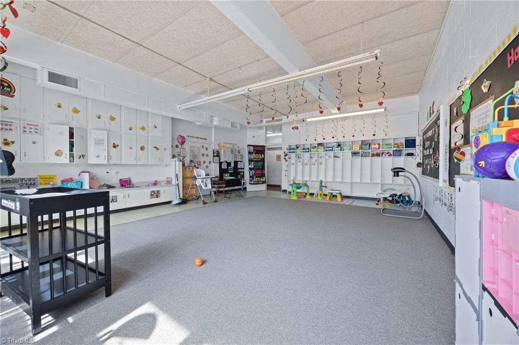 Remarks at 2300 Spring Garden Street, Greensboro NC 27403, Greensboro, photo 63 of 100