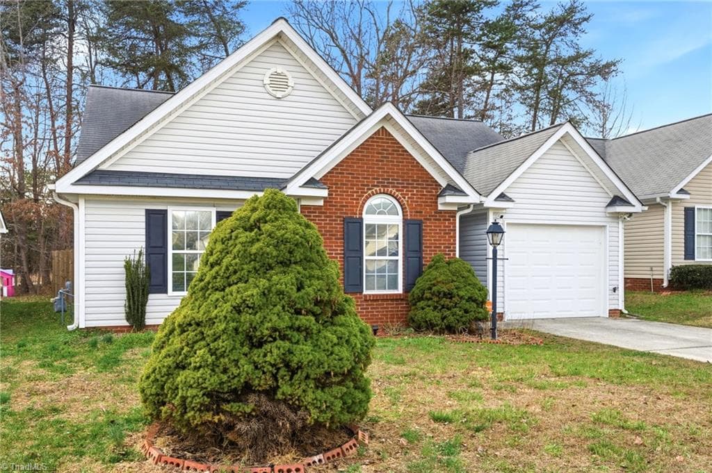 Stick/Site Built at 5137 Mount Hope Drive, Winston-Salem NC 27107, Winston-Salem, photo 2 of 27