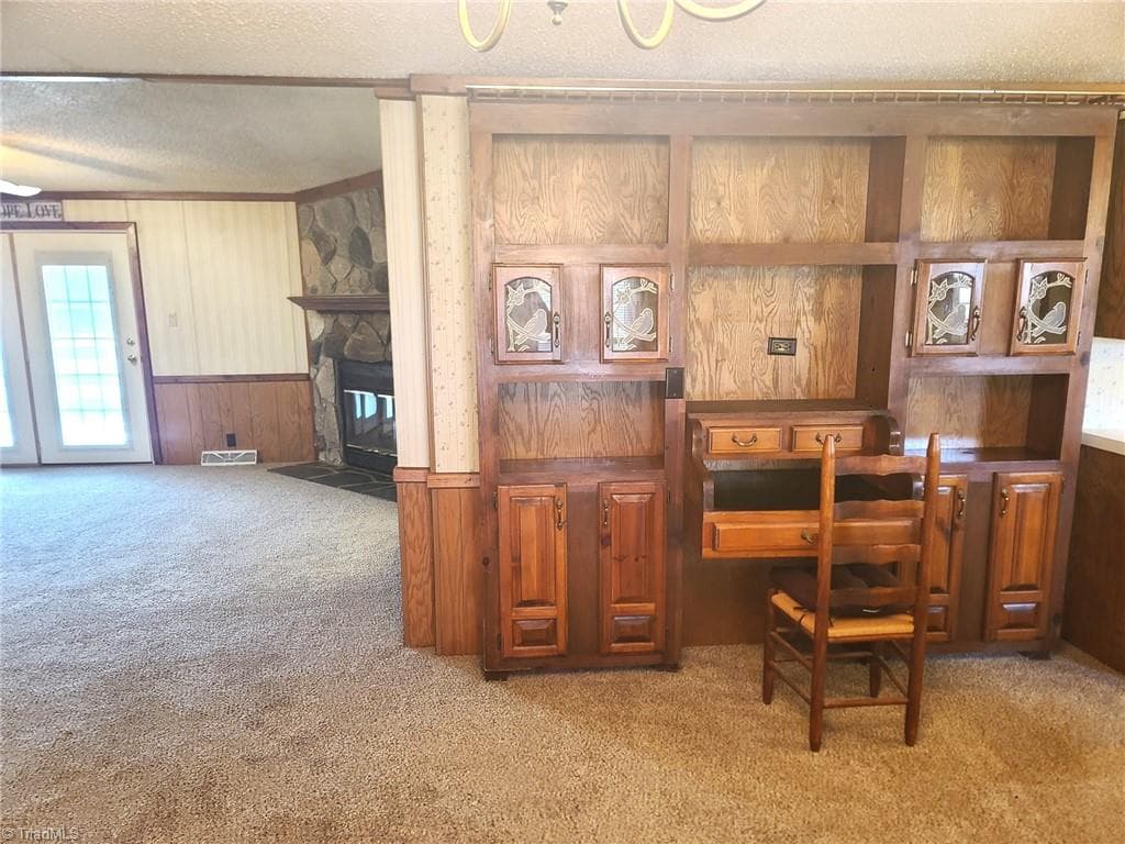 Manufactured Home at 220 Joyner Circle, Rural Hall NC 27045, photo 5 of 29