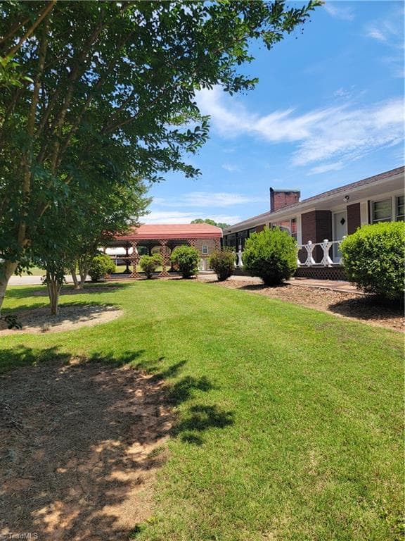 Stick/Site Built at 250 Hilltop Acres Street, North Wilkesboro NC 28659, photo 4 of 40