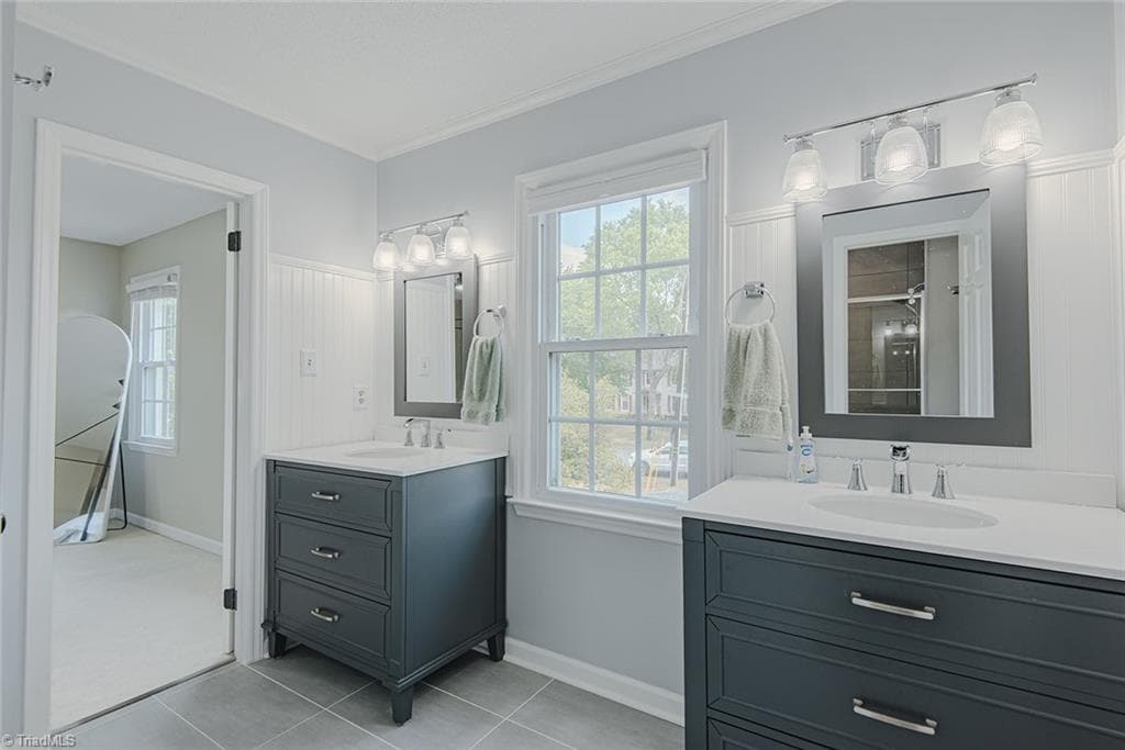 Stick/Site Built at 2045 Westover Terrace, Burlington NC 27215, Burlington, photo 33 of 45
