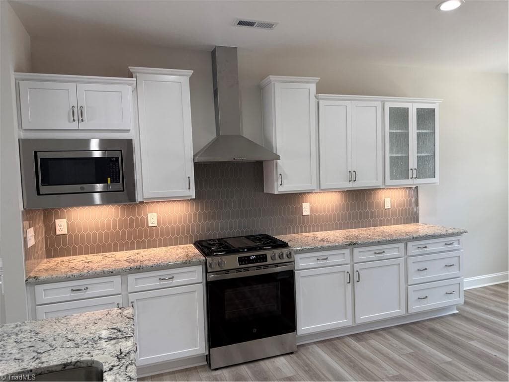 Stick/Site Built at 1622 Birtwick Park Street # 87, Kernersville NC 27284, photo 4 of 11