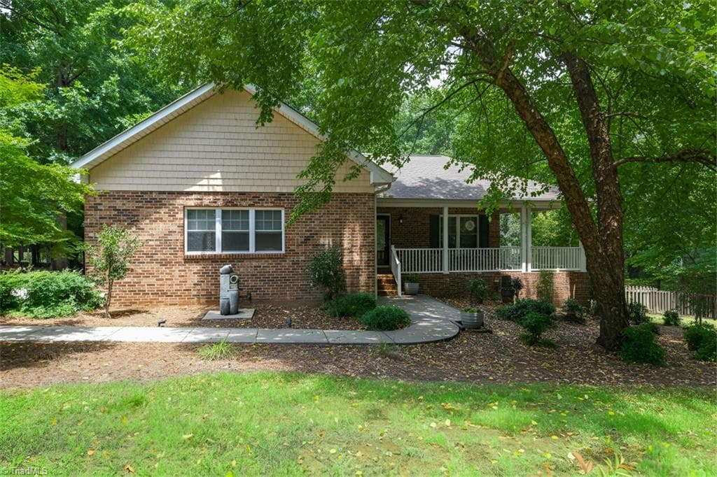 521 Dogwood Drive, Liberty NC 27298