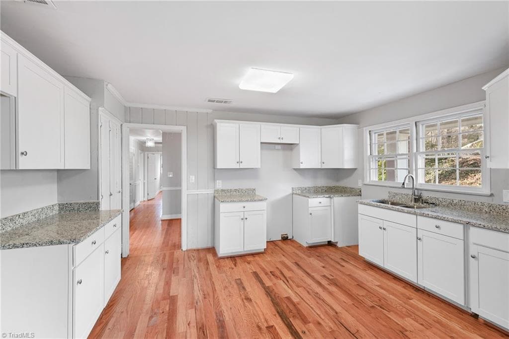Stick/Site Built at 624 Brentwood Court, Winston-Salem NC 27104, Winston-Salem, photo 6 of 41
