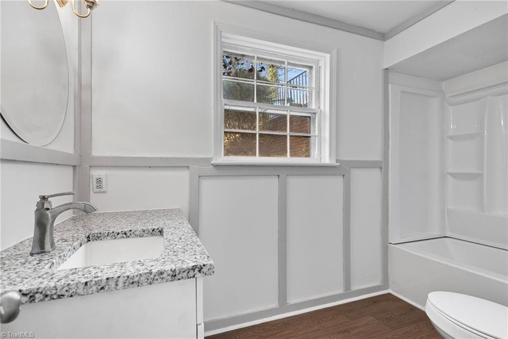 Stick/Site Built at 624 Brentwood Court, Winston-Salem NC 27104, Winston-Salem, photo 32 of 41