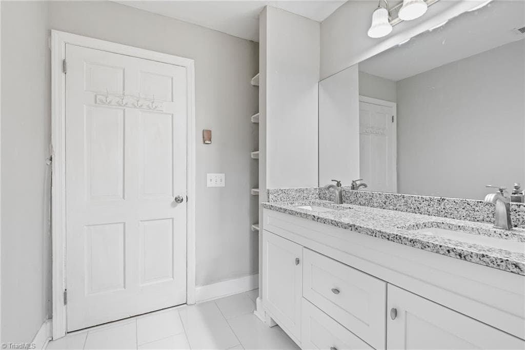 Stick/Site Built at 624 Brentwood Court, Winston-Salem NC 27104, Winston-Salem, photo 24 of 41