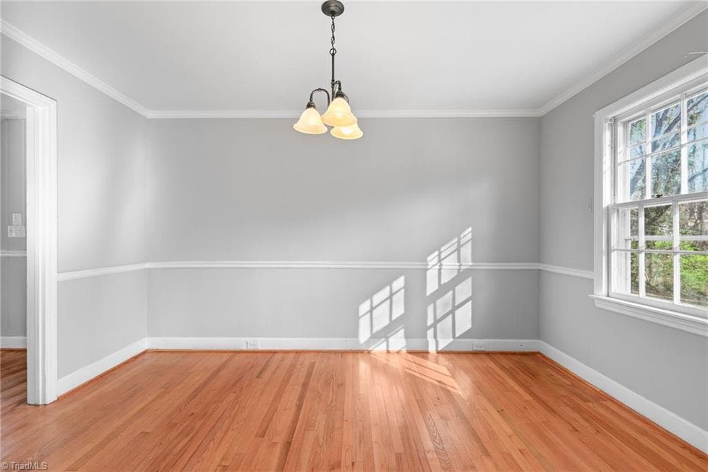 Stick/Site Built at 624 Brentwood Court, Winston-Salem NC 27104, Winston-Salem, photo 11 of 41