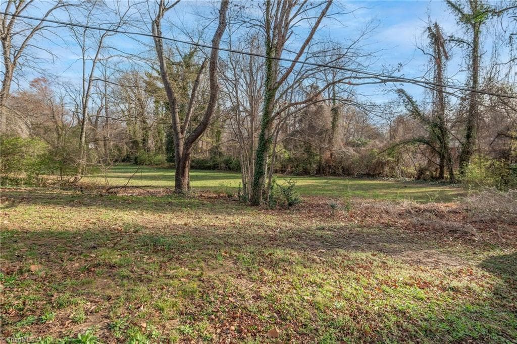 Stick/Site Built at 624 Brentwood Court, Winston-Salem NC 27104, Winston-Salem, photo 39 of 41