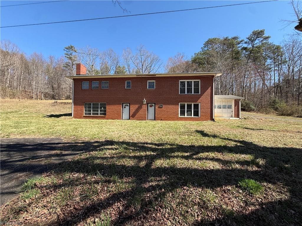 6222 Pine Street, Mount Airy NC 27030