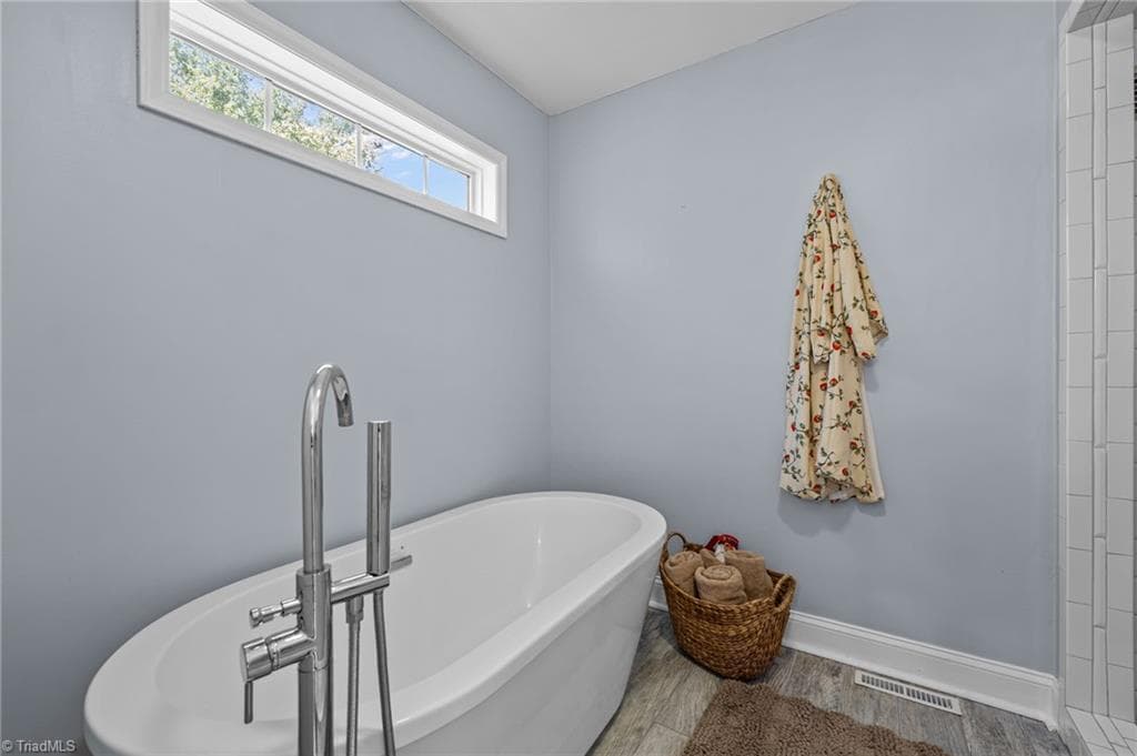 Stick/Site Built at 7710 Sorrel Run Court, Summerfield NC 27358, photo 19 of 50
