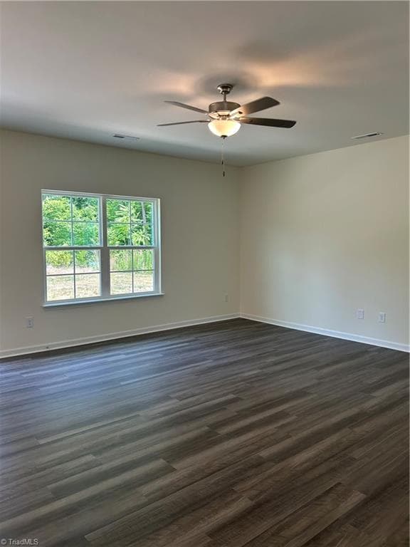 Stick/Site Built at 3516 Wilcox Court, Greensboro NC 27405, photo 6 of 20