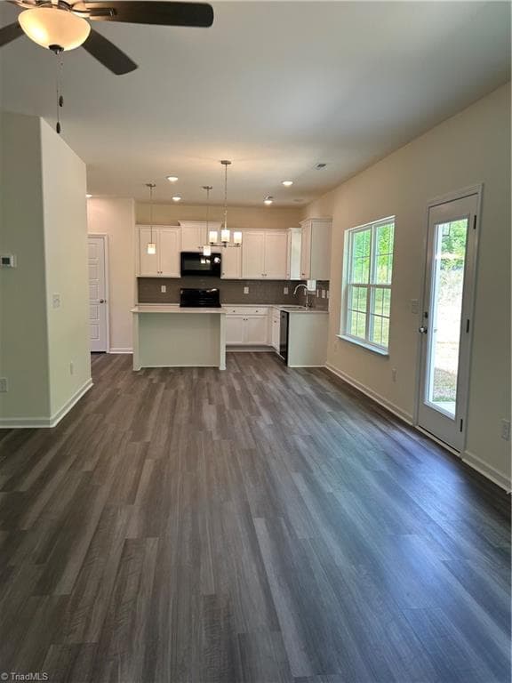 Stick/Site Built at 3516 Wilcox Court, Greensboro NC 27405, photo 7 of 20