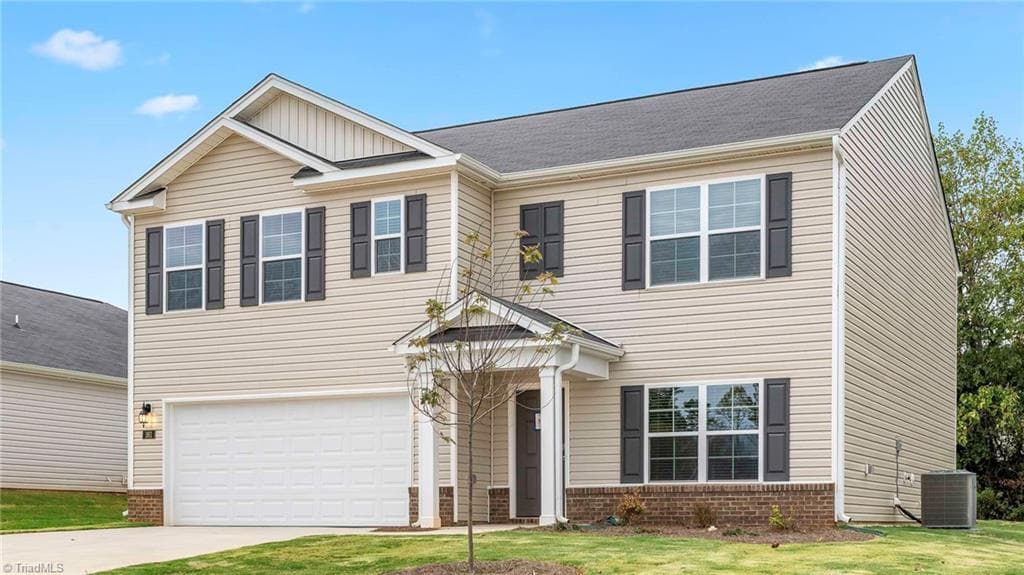 Stick/Site Built at 2280 Foxtail Lane, Yadkinville NC 27055, photo 2 of 20