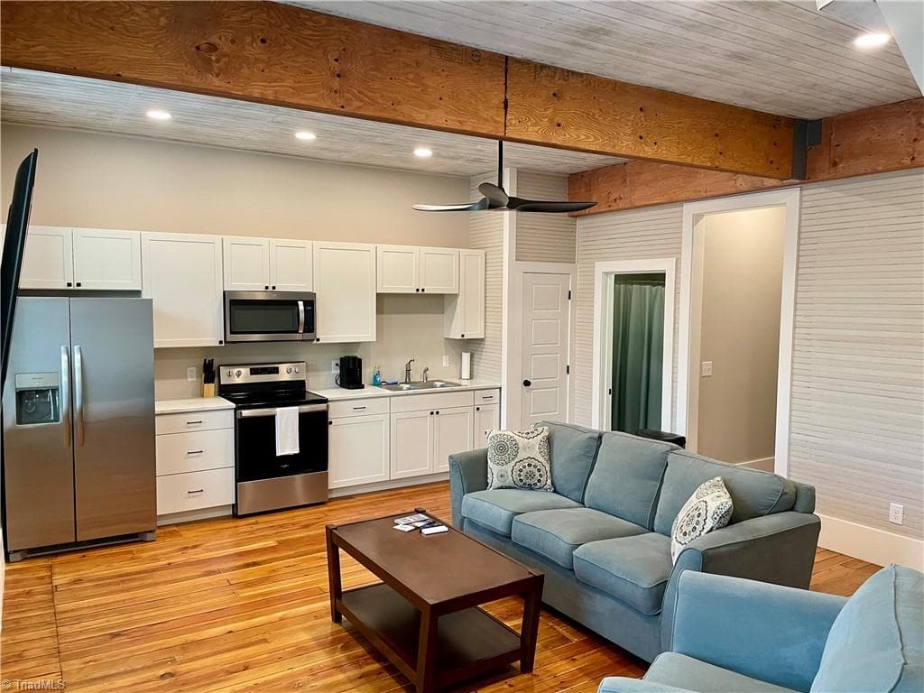 Remarks at 106 E Murphy Street, Madison NC 27025, photo 13 of 25