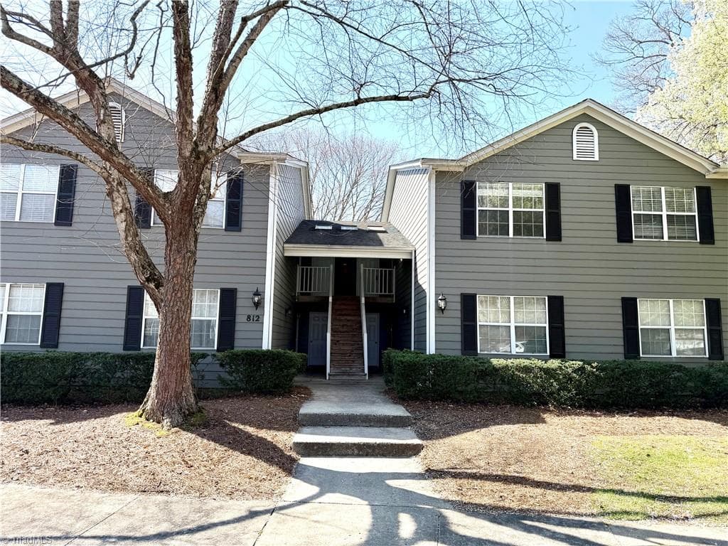 812 Ashebrook Drive # D, Greensboro NC 27409