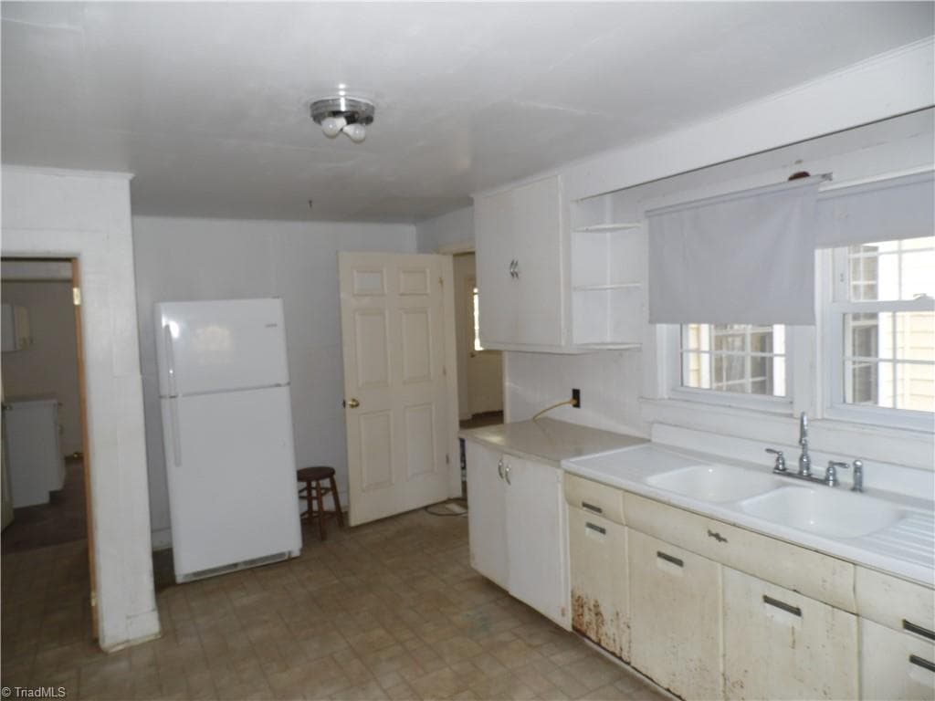 Stick/Site Built at 232 Riverview Drive, Sparta NC 28675, photo 22 of 46