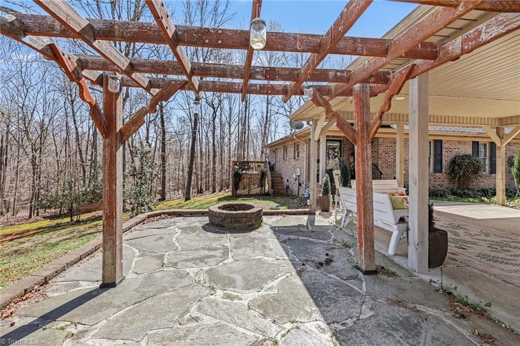 Stick/Site Built at 152 Prospectors Way, Lexington NC 27292, photo 2 of 36
