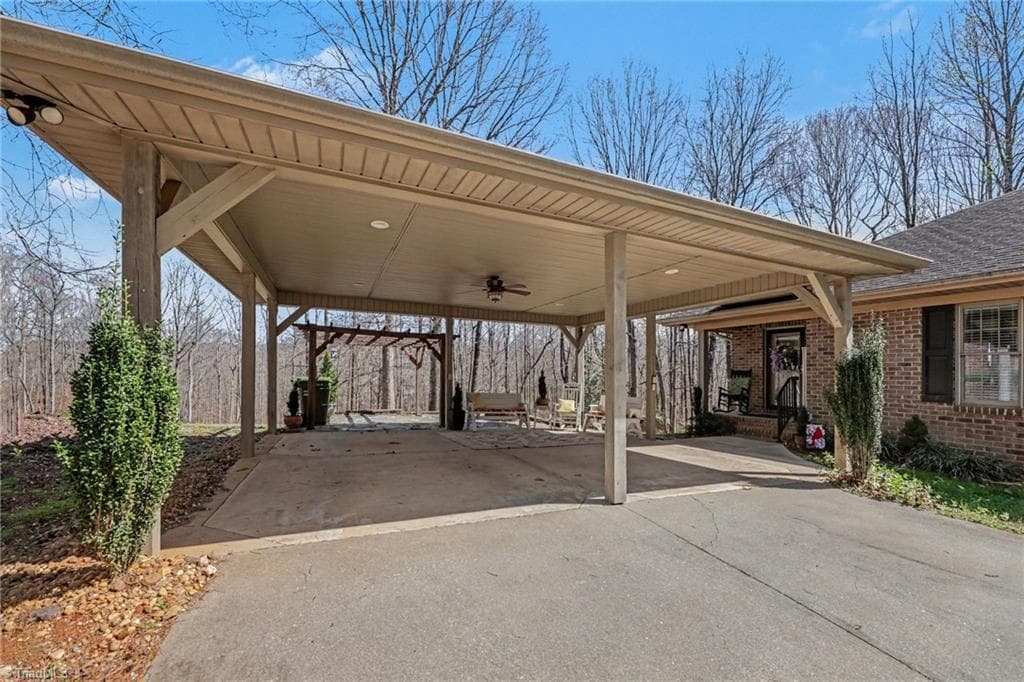 Stick/Site Built at 152 Prospectors Way, Lexington NC 27292, photo 3 of 36
