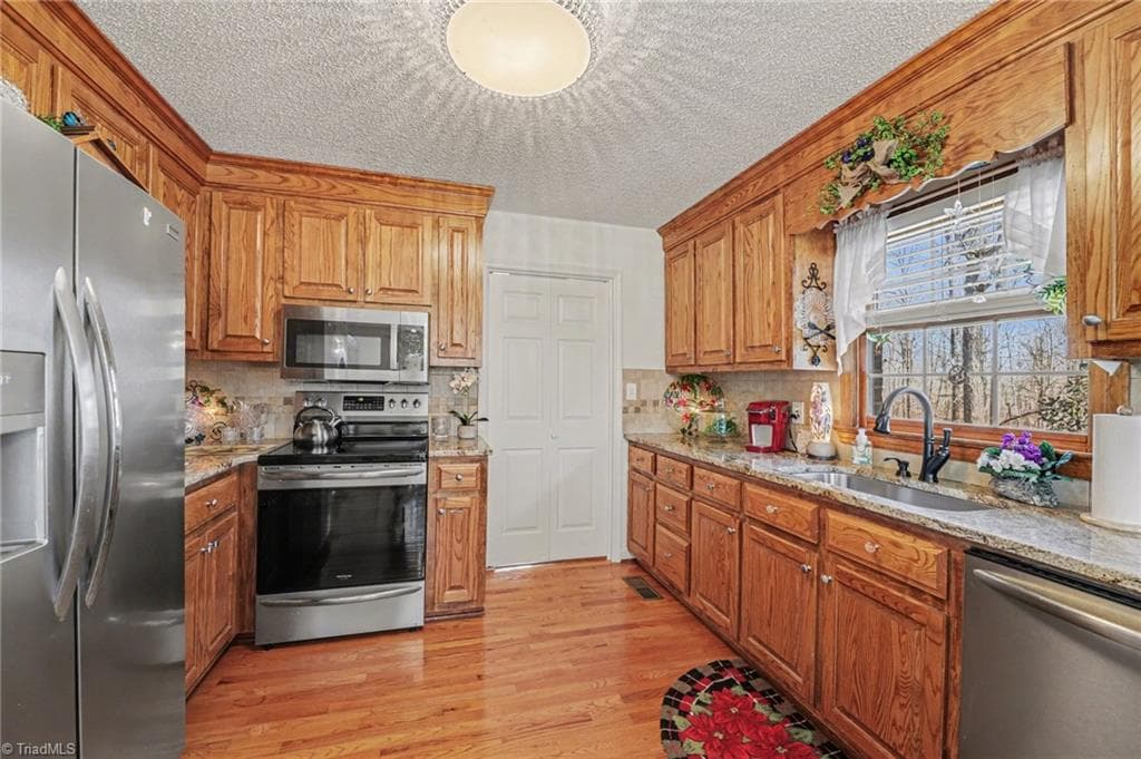 Stick/Site Built at 152 Prospectors Way, Lexington NC 27292, photo 11 of 36