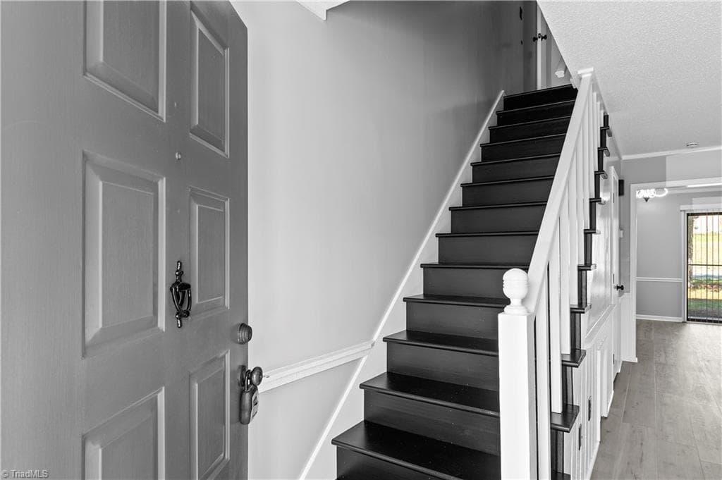 Stick/Site Built at 380 Vista Circle # D, Winston-Salem NC 27106, Winston-Salem, photo 6 of 26