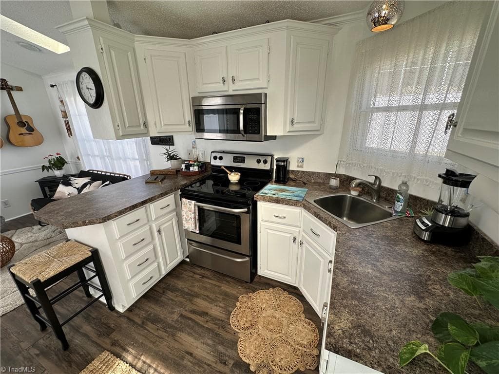 Manufactured Home at 166 Eagle Drive, New London NC 28127, photo 11 of 49