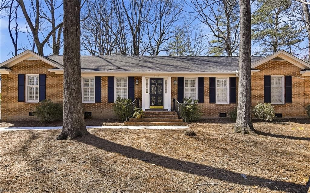 2717 Asbury Terrace, Greensboro NC 27408
