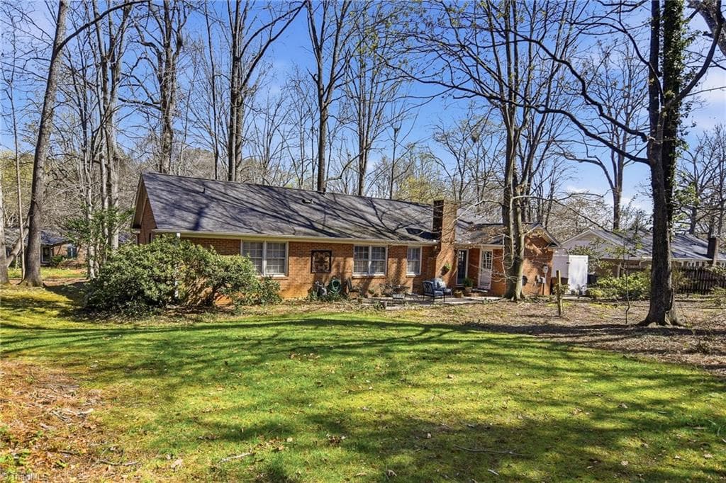 Stick/Site Built at 2717 Asbury Terrace, Greensboro NC 27408, photo 38 of 44