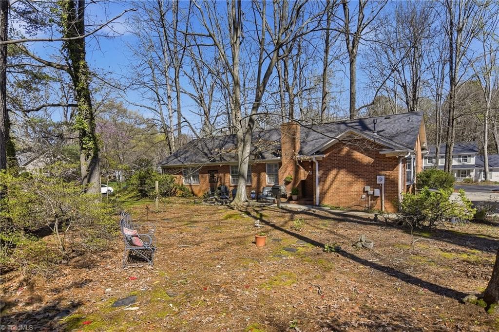 Stick/Site Built at 2717 Asbury Terrace, Greensboro NC 27408, photo 37 of 44