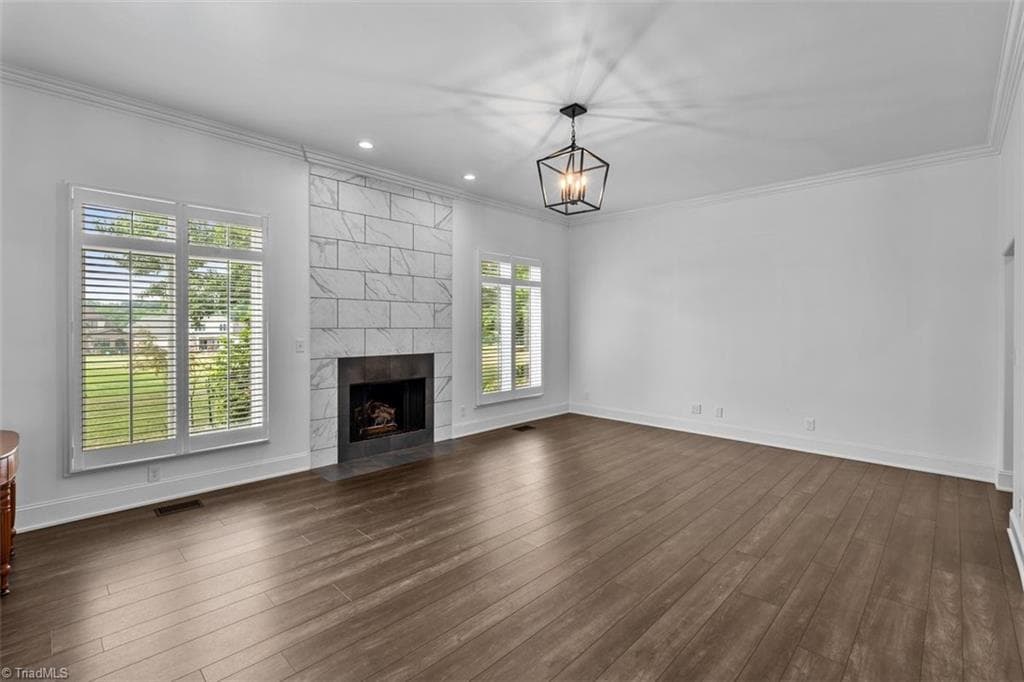 Stick/Site Built at 11 Creswell Court, Greensboro NC 27407, photo 6 of 30