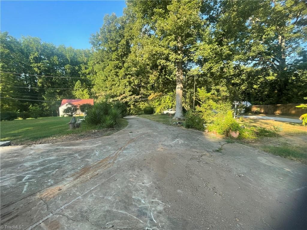 Single Family Residence at 208 Aberdeen Drive, Lexington NC 27292, Lexington, photo 14 of 14