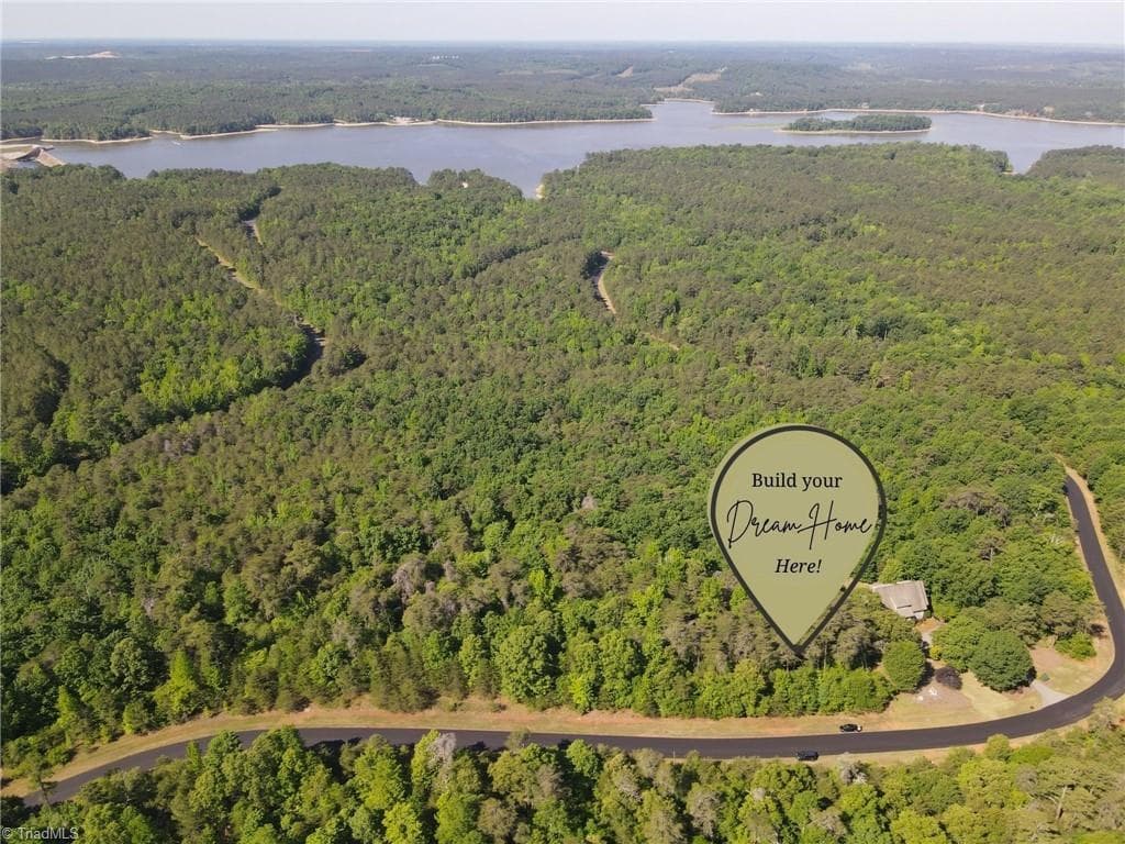 173 Lake View Pass, Rockingham NC 28379