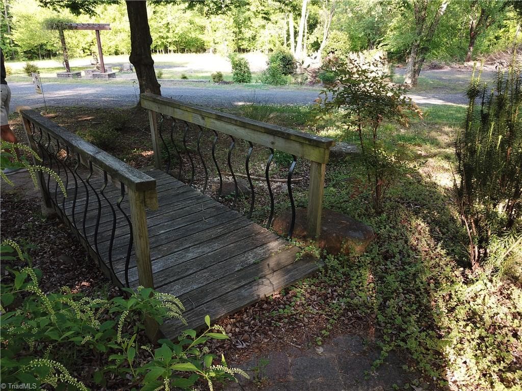 Office at 347 Kings Highway, Eden NC 27288, photo 4 of 12