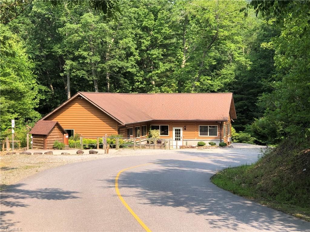 Stick/Site Built at 128 Deer Antler Drive, Purlear NC 28665, Purlear, photo 41 of 50