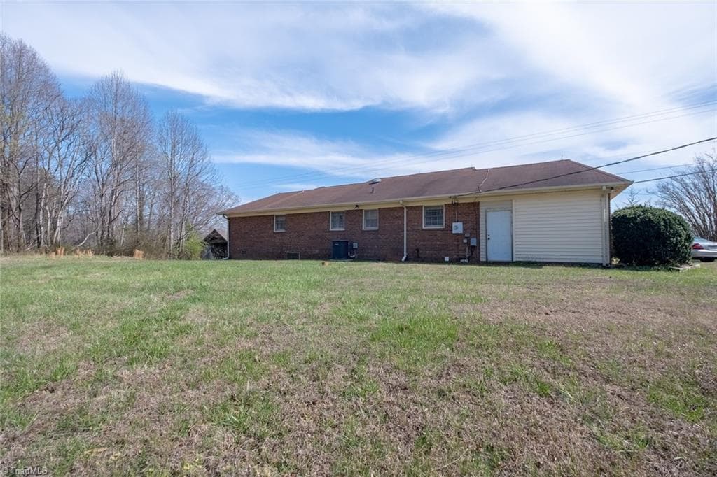 Stick/Site Built at 7540 US Highway 29 Bus, Reidsville NC 27320, photo 37 of 38