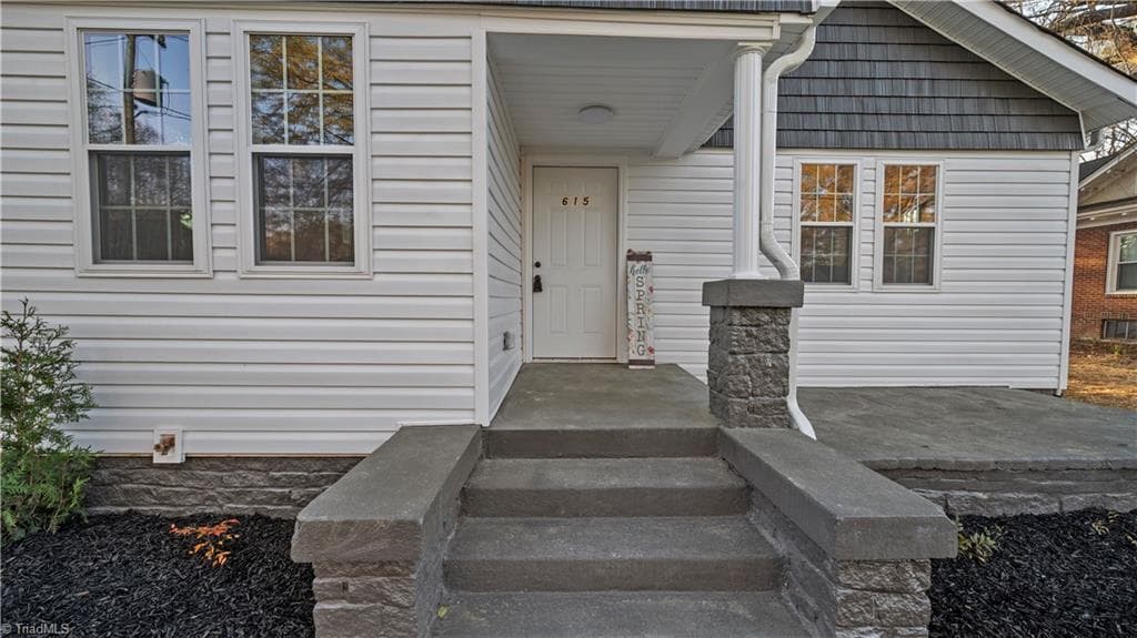 Stick/Site Built at 615 Atwater Street, Burlington NC 27215, Burlington, photo 2 of 29