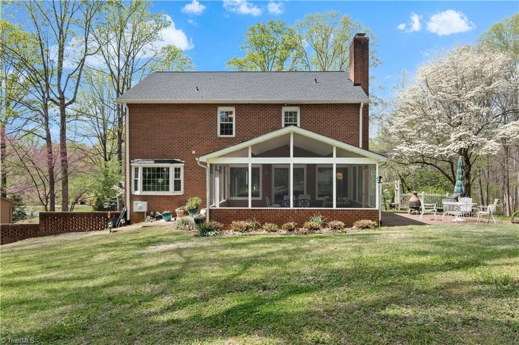 Stick/Site Built at 5664 Regents Park Road, Kernersville NC 27284, photo 5 of 49