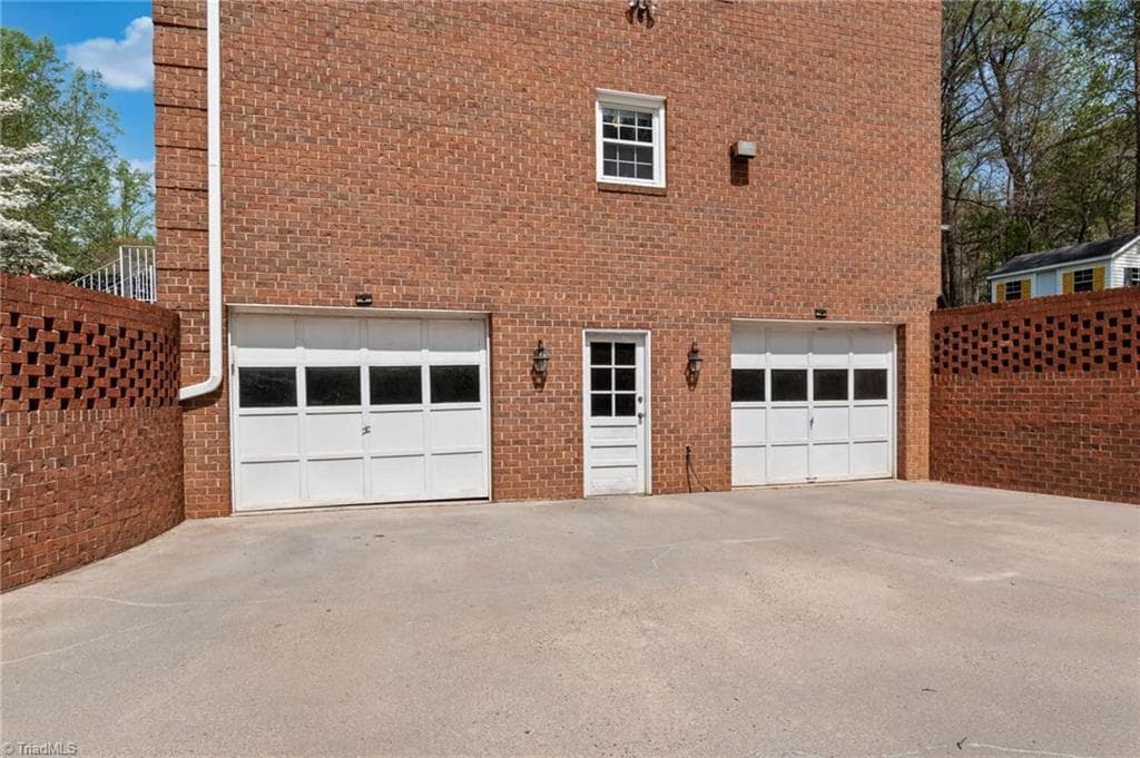 Stick/Site Built at 5664 Regents Park Road, Kernersville NC 27284, photo 49 of 49