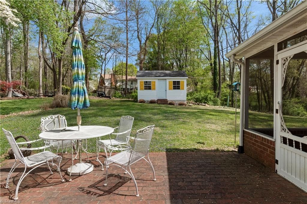Stick/Site Built at 5664 Regents Park Road, Kernersville NC 27284, photo 19 of 49