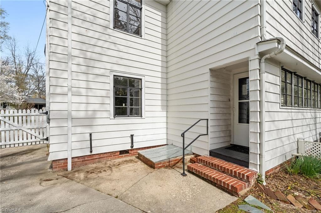 Stick/Site Built at 619 W Lexington Avenue, High Point NC 27262, photo 38 of 50