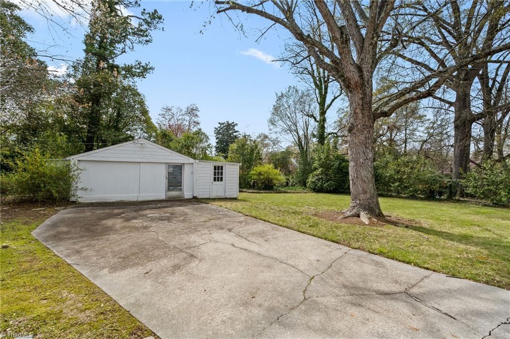 Stick/Site Built at 619 W Lexington Avenue, High Point NC 27262, photo 39 of 50