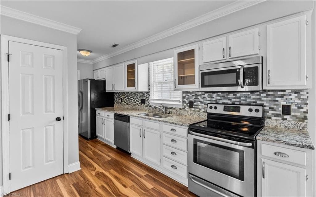 Stick/Site Built at 332 Brookside Court, Kernersville NC 27284, photo 12 of 34