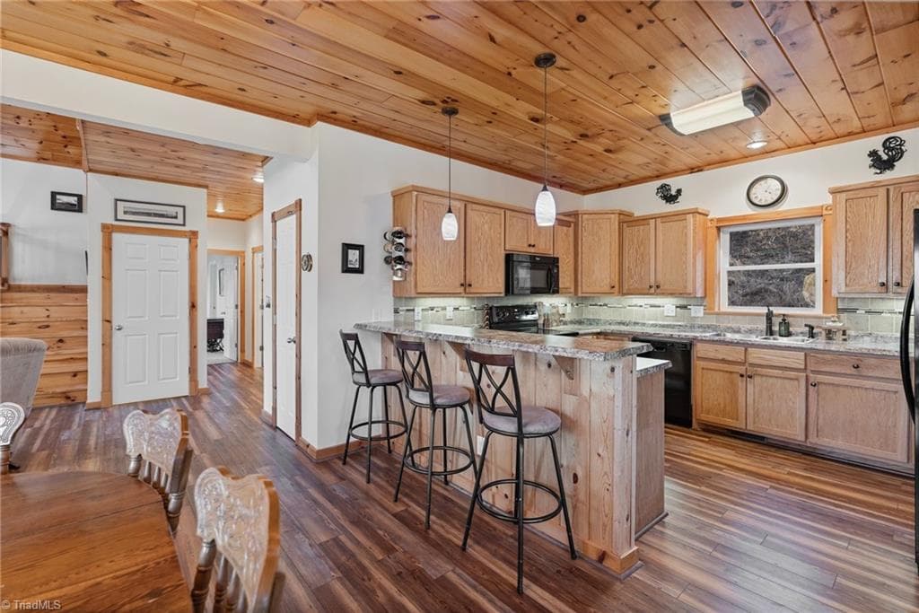 Stick/Site Built at 490 Blue Heron Lane, Wilkesboro NC 28697, Wilkesboro, photo 21 of 100