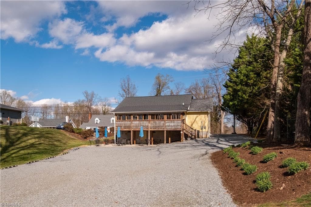 Retail at 913 N Bridge Street, Elkin NC 28621, Elkin, photo 11 of 78